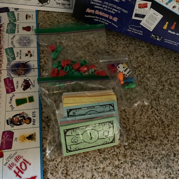 Christmas Opoly board game - Picture 5 of 9